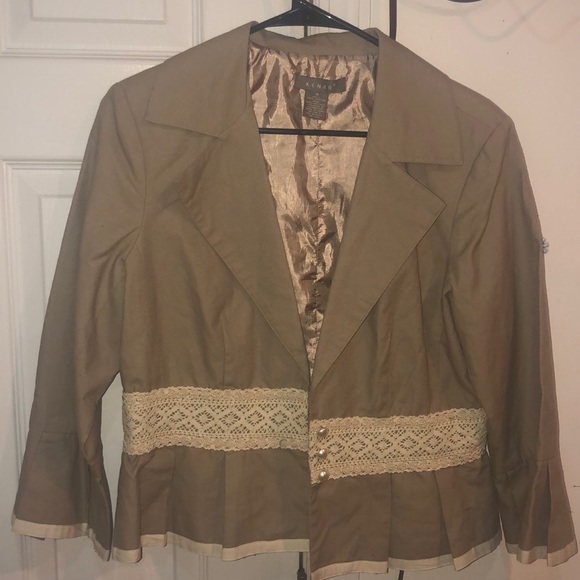 Tan blazer size 14 🎉 - Picture 1 of 4